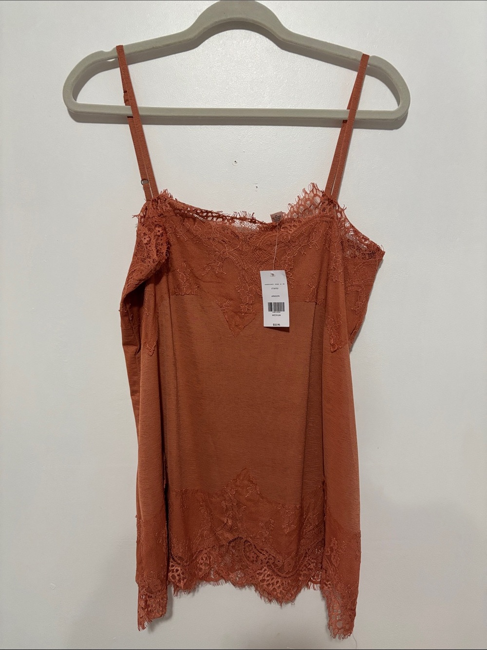 NWT Willow & Root Rust Orange Eyelash Lace Trim Cami Tank Top Size Medium